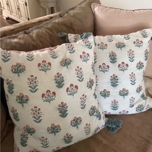 Nordstrom Floral Patterned Throw Pillows Set